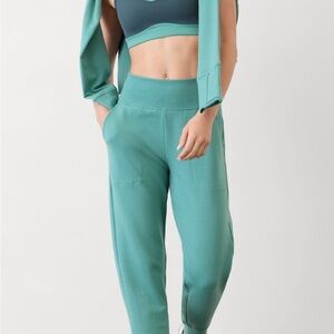 Athleta Coaster Luxe Jogger